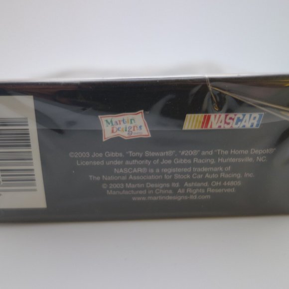 Martin Designs NASCAR Tony Stewart Die-Cut Desk Set 80 Sheets & Memo Mouse Pad - Picture 2 of 16